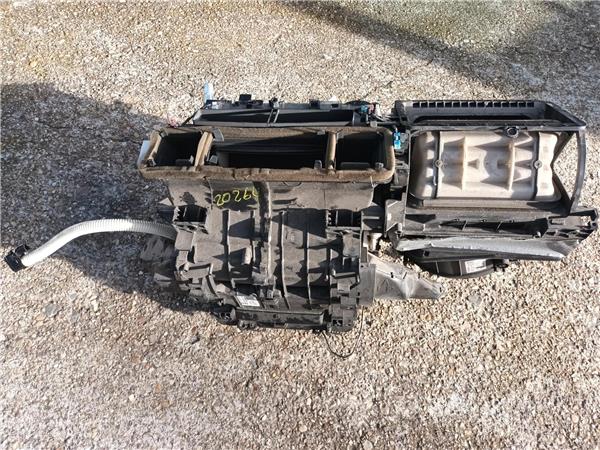 calefaccion entera normal toyota yaris xp13 2