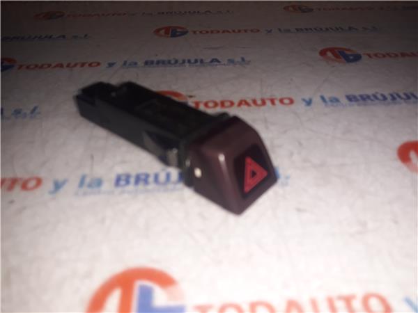 interruptor luces emergencia volvo v50 famili