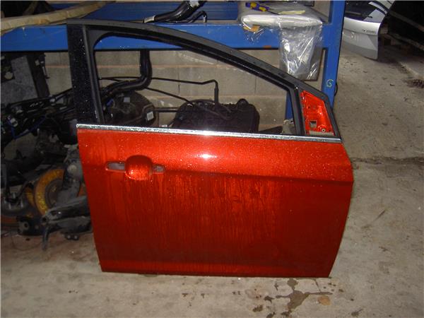 puerta delantera derecha ford focus berlina c