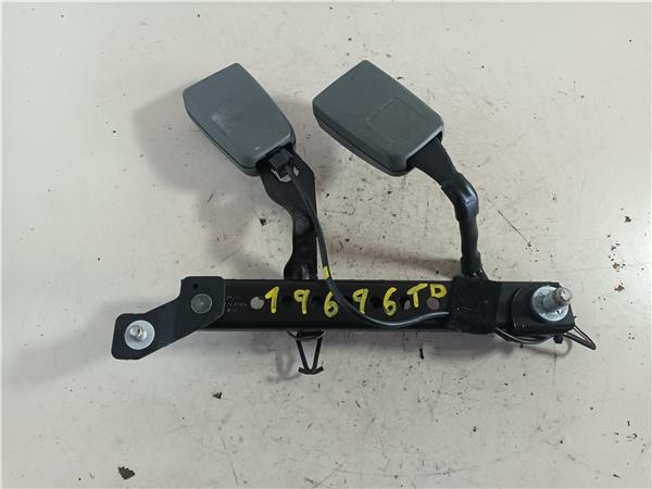 anclaje cinturon trasero derecho mercedes ben