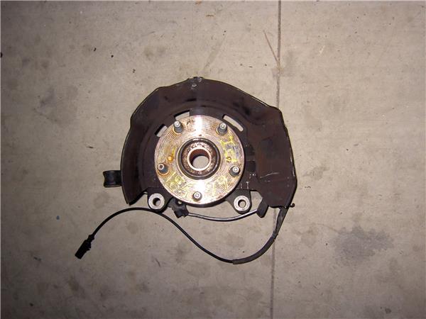 mangueta delantera izquierda toyota verso aur