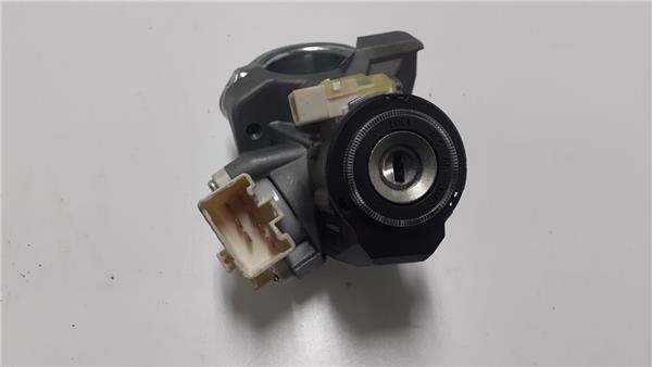 clausor toyota auris e15 102006  13 basico 13
