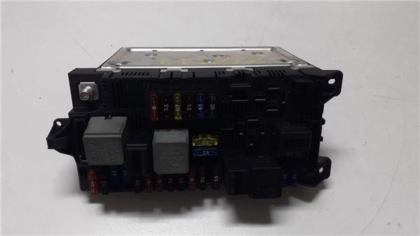 caja reles mercedes benz cls bm 219 062004 3