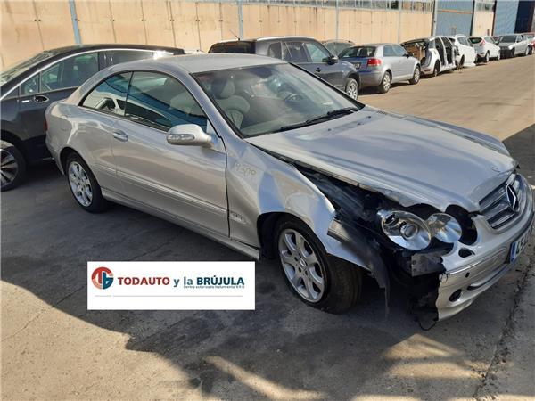 puerta delantera derecha mercedes benz clk bm