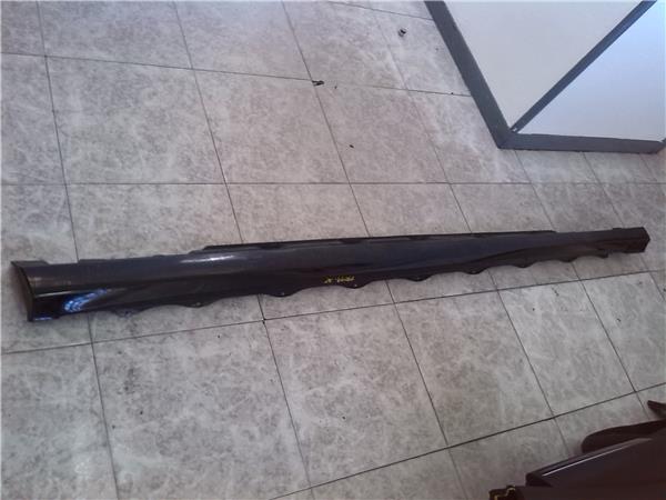 spoiler talonera lateral izquierda mercedes b