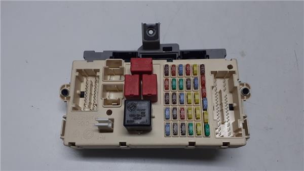 caja reles alfa romeo 159 140 2005  19 jtdm 1