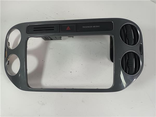 soporte navegador volkswagen tiguan 5n2 02201