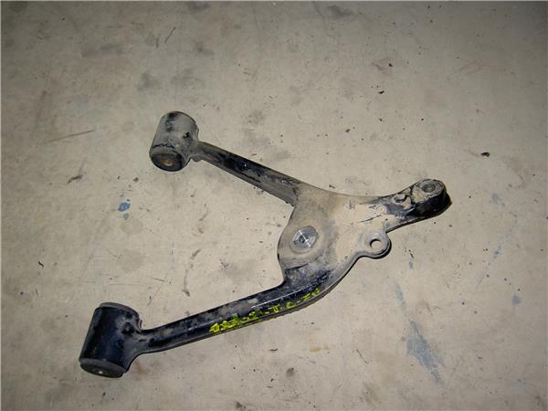 brazo inferior trasero derecho mercedes benz