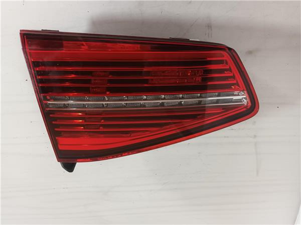 piloto porton trasero izquierdo volkswagen pa