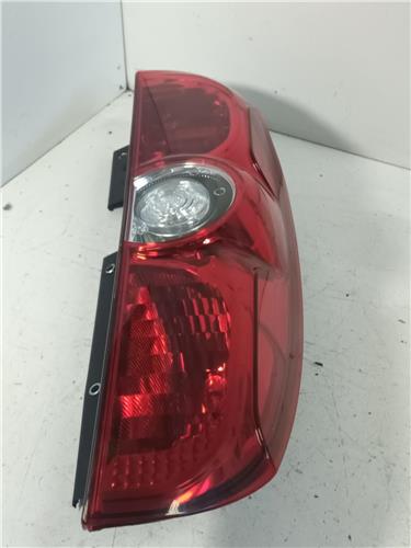 piloto trasero izquierdo opel combo d 102011