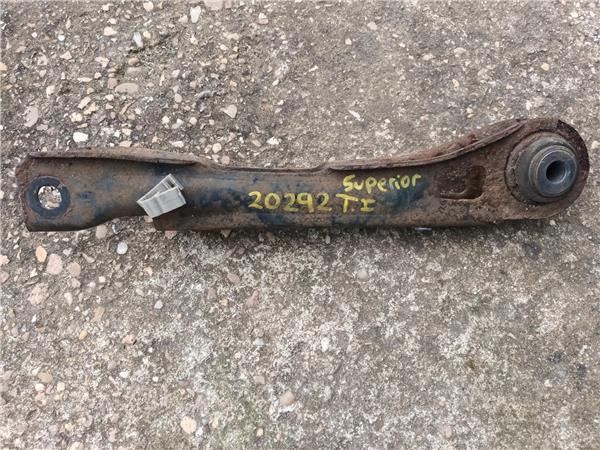 brazo superior trasero izquierdo bmw serie x1