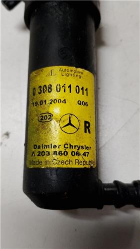 eyector lavafaros derecho mercedes benz clase