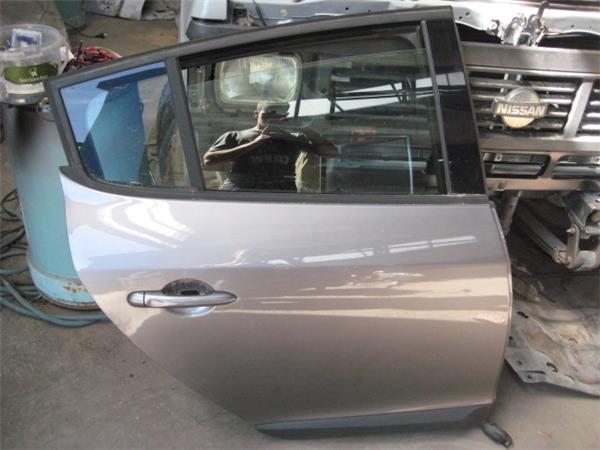 puerta trasera derecha renault megane iii ber