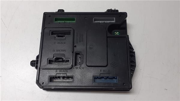 caja reles renault scenic iii jz 2009  16 gra