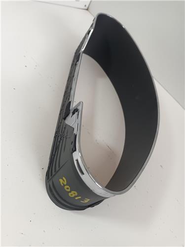 embellecedor cuadro instrumentos mercedes ben