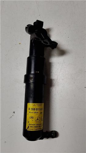 eyector lavafaros izquierdo mercedes benz cla