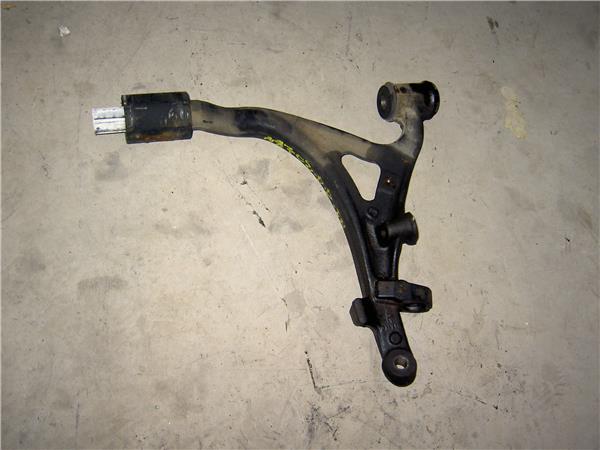 brazo inferior delantero derecho mercedes ben