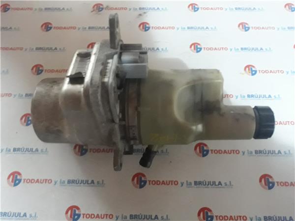 bomba servodireccion volvo v50 familiar 2004