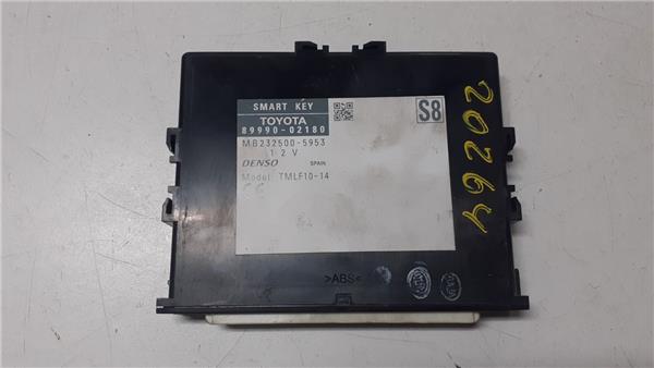 varios toyota yaris xp13 2017 hibrido hybrid