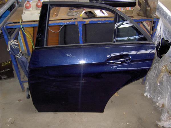 puerta trasera izquierda mercedes benz clase