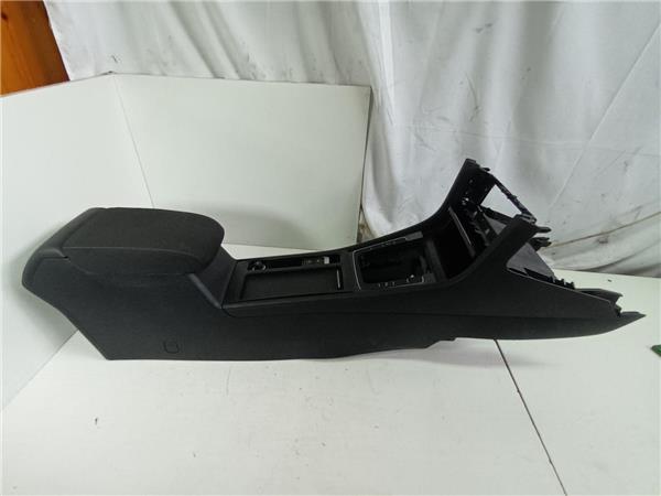 reposabrazos volkswagen golf vii berlina bq1b