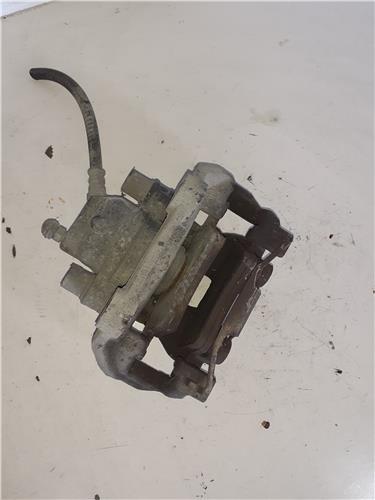 pinza freno trasero derecha mercedes benz cla