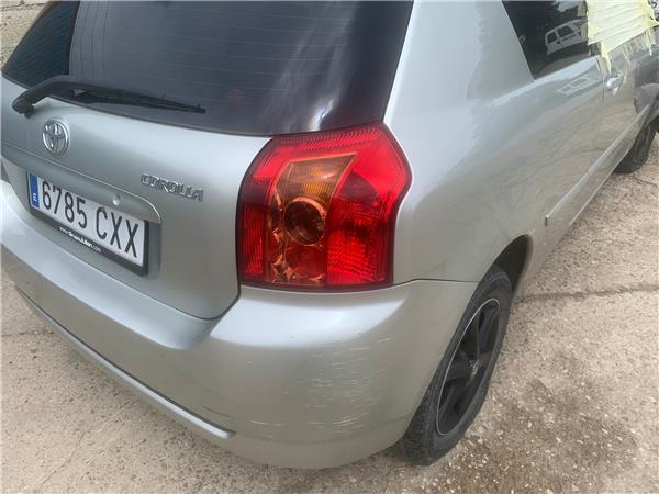 piloto trasero derecho toyota corolla e12 200
