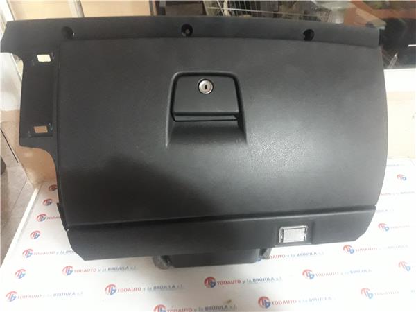 guantera salpicadero volvo v50 familiar 2004