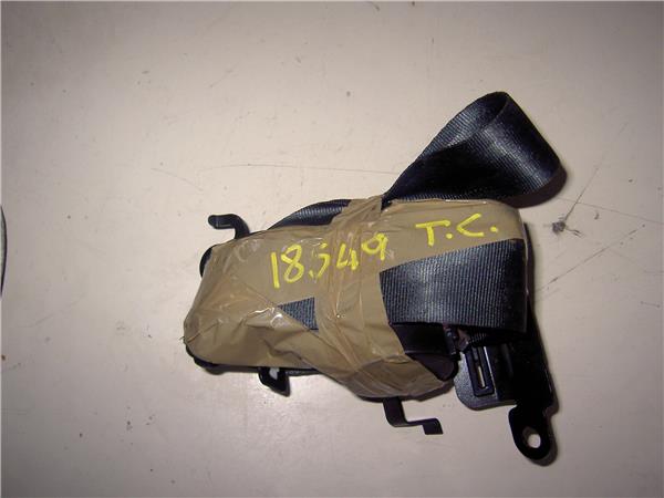 cinturon seguridad trasero central toyota ver