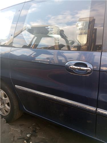 puerta trasera derecha kia carnival 1999 29