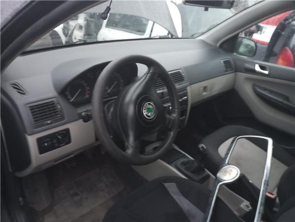 caja cambios manual skoda fabia 6y26y3 012000