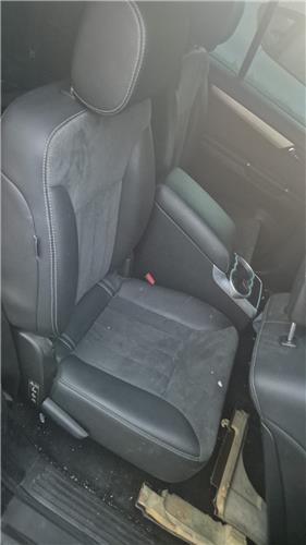 asientos traseros derechos mercedes benz clas