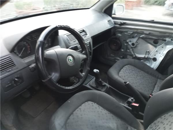 asiento delantero derecho skoda fabia combi 6