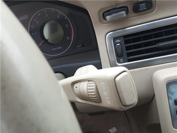 mando limpiaparabrisas volvo v70 familiar 200