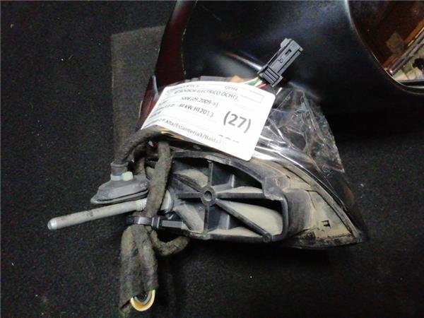 retrovisor electrico derecho peugeot 5008 092