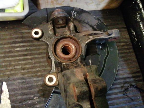 mangueta delantera izquierda ford mondeo iv 2.0 tdci