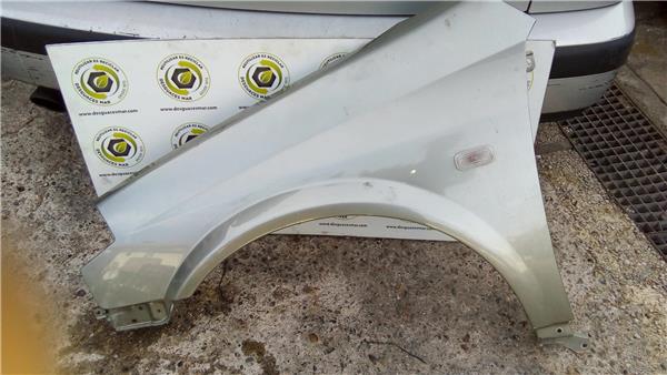 aleta delantera izquierda nissan primera berl