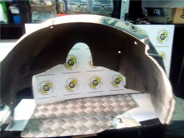 varios nissan primera berlina p12 122001 18