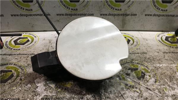 tapa exterior combustible opel combo d 102011