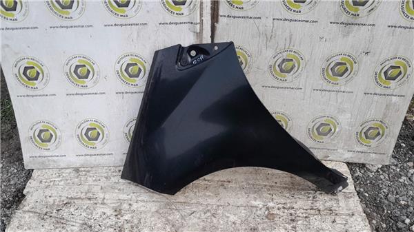 aleta delantera izquierda mercedes benz clase