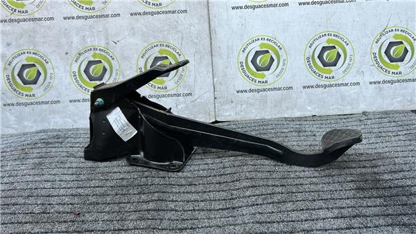 pedal freno mercedes benz vito mixto furgon w