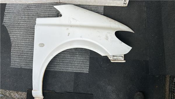 aleta delantera derecha mercedes benz vito mi