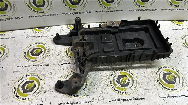 soporte bateria volkswagen tiguan 5n1 112007