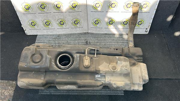 deposito combustible mercedes benz vito mixto