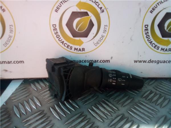 mando limpiaparabrisas nissan primera berlina