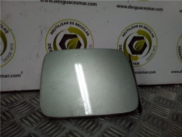 tapa exterior combustible nissan primera berl
