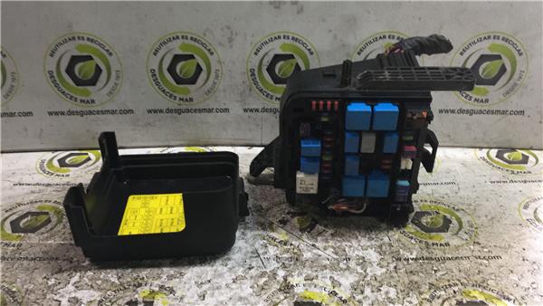 caja fusiblesrele hyundai i30 fd 062007 16 c