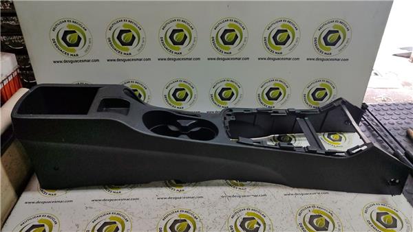 embellecedor consola central hyundai i30 fd 0