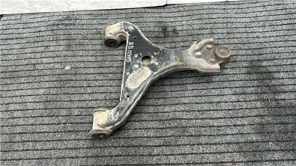 brazo inferior delantero derecho mercedes ben