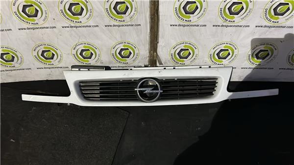 rejilla paragolpes delantero opel astra f fas